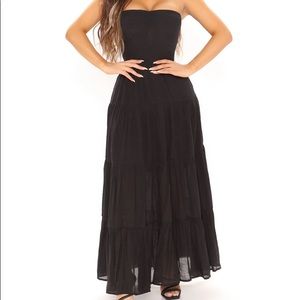 COPY - Penelope Smocked Maxi Dress NWT Size Medium